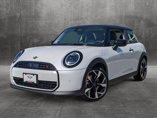 used 2025 MINI Hardtop car, priced at $33,999