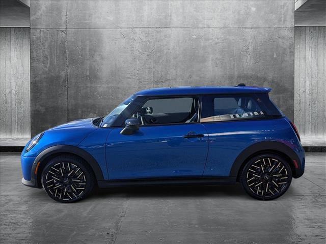 new 2025 MINI Hardtop car, priced at $37,580