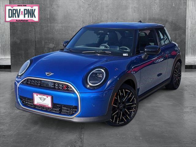 new 2025 MINI Hardtop car, priced at $37,580