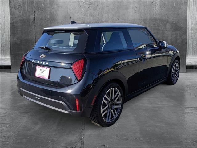 new 2025 MINI Hardtop car, priced at $32,430