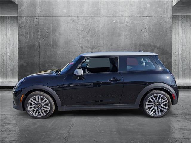 new 2025 MINI Hardtop car, priced at $32,430