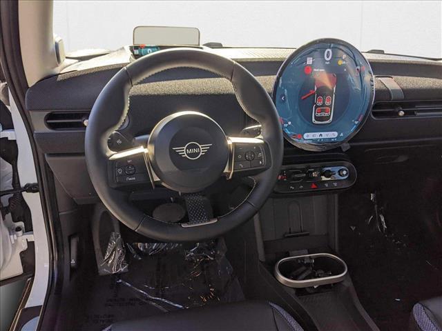 new 2025 MINI Hardtop car, priced at $34,480