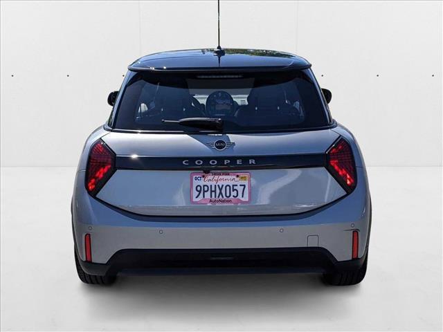 used 2025 MINI Hardtop car, priced at $29,488