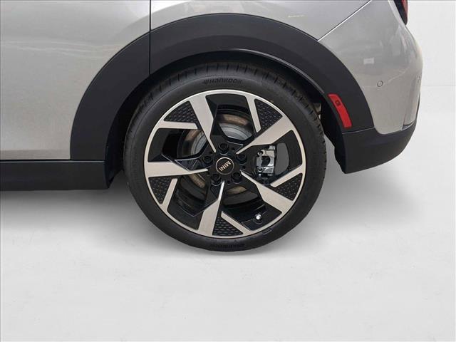 new 2025 MINI Hardtop car, priced at $38,130