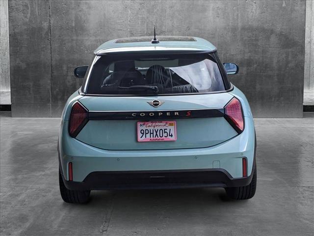 used 2025 MINI Hardtop car, priced at $33,777