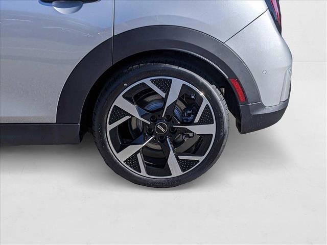 new 2025 MINI Hardtop car, priced at $39,380