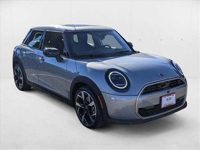 new 2025 MINI Hardtop car, priced at $39,380