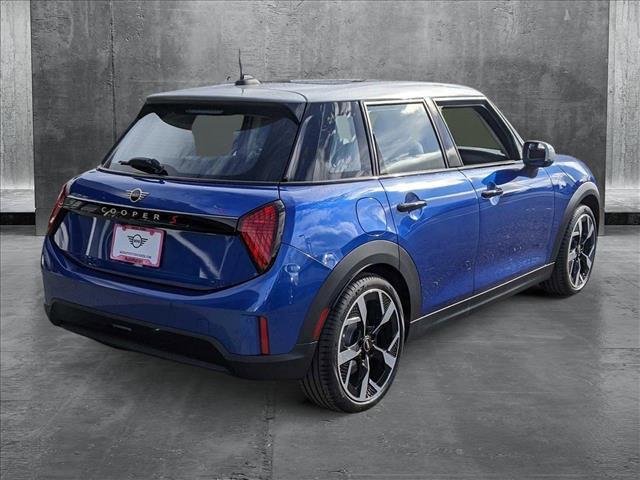 new 2025 MINI Hardtop car, priced at $38,430