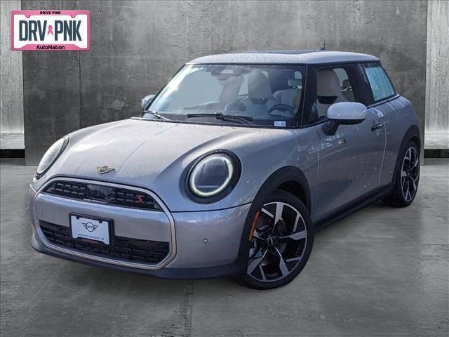 new 2025 MINI Hardtop car, priced at $36,595