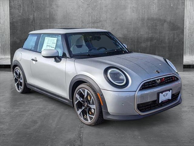 new 2025 MINI Hardtop car, priced at $36,595