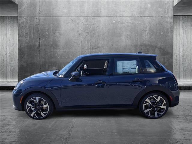 new 2025 MINI Hardtop car, priced at $38,430