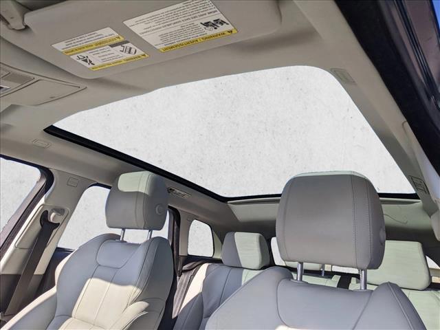 used 2016 Land Rover Range Rover Evoque car, priced at $13,988
