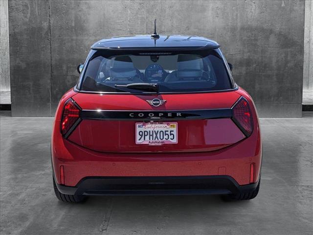 used 2025 MINI Hardtop car, priced at $32,430
