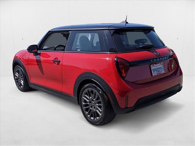 used 2025 MINI Hardtop car, priced at $28,977
