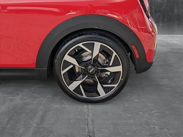 new 2025 MINI Hardtop car, priced at $34,480