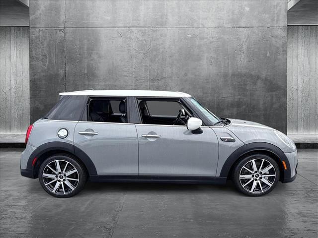 used 2022 MINI Hardtop car, priced at $22,488