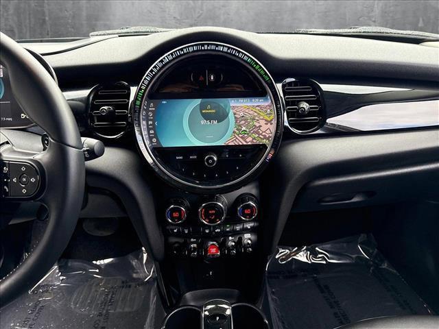 used 2022 MINI Hardtop car, priced at $22,488