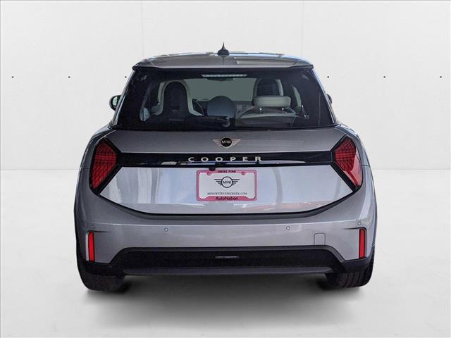 new 2025 MINI Hardtop car, priced at $35,480