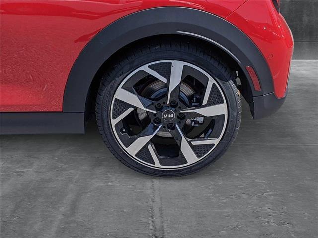 used 2025 MINI Hardtop car, priced at $32,777