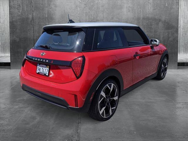 used 2025 MINI Hardtop car, priced at $32,777