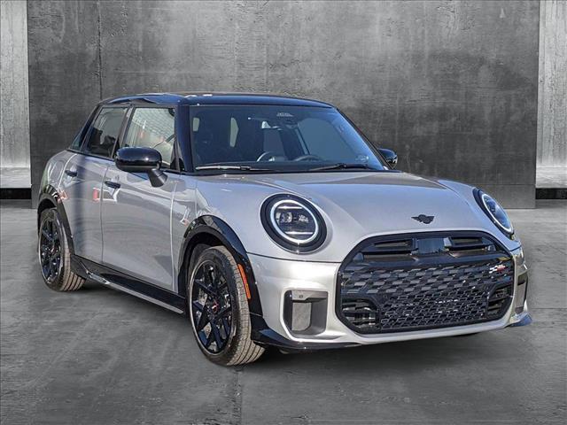 new 2025 MINI Hardtop car, priced at $40,830