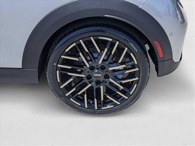 new 2025 MINI Hardtop car, priced at $39,800