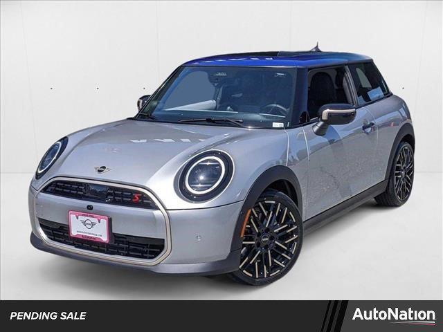 new 2025 MINI Hardtop car, priced at $39,800