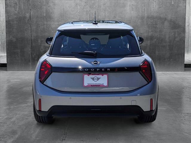 new 2025 MINI Hardtop car, priced at $39,800