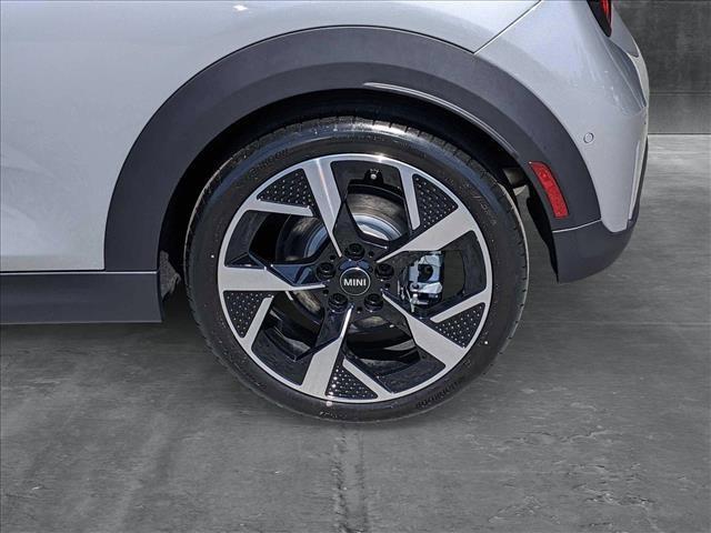 new 2025 MINI Hardtop car, priced at $38,815