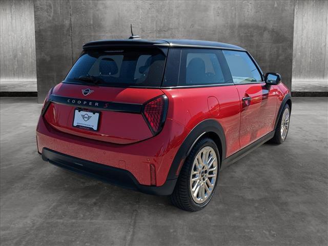 new 2025 MINI Hardtop car, priced at $36,595