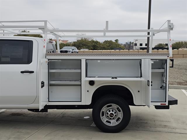 new 2025 GMC Sierra 2500 car, priced at $53,143