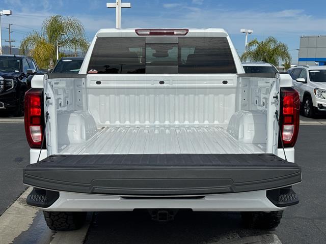 new 2025 GMC Sierra 1500 car, priced at $62,140