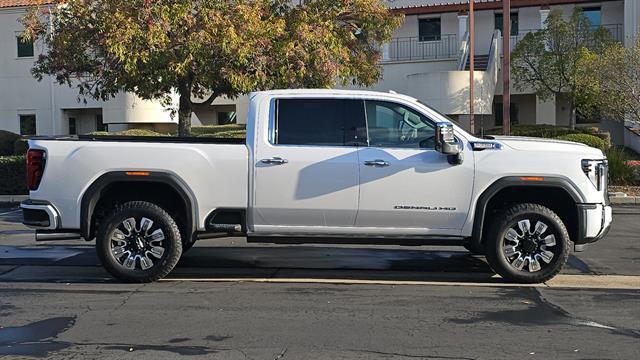 new 2025 GMC Sierra 2500 car, priced at $90,535