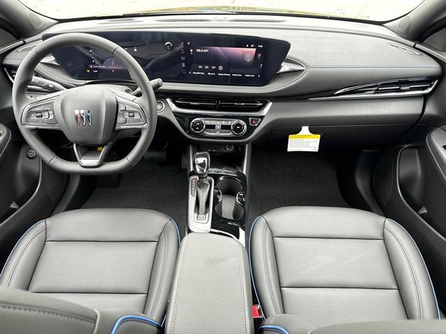 new 2025 Buick Envista car, priced at $29,374