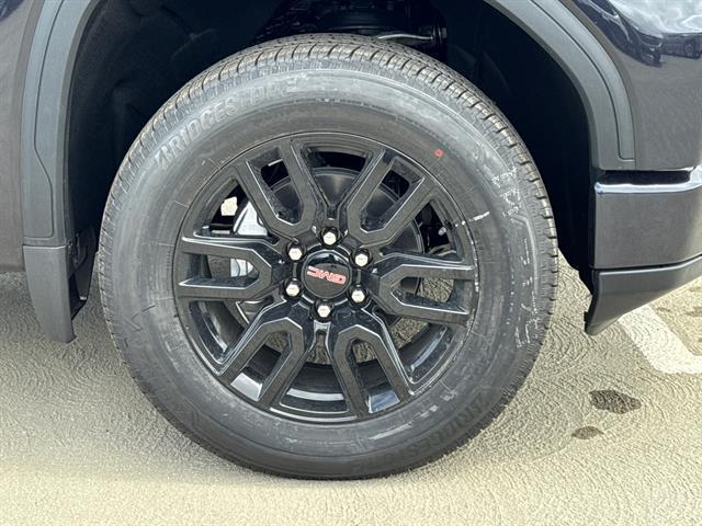 new 2025 GMC Sierra 1500 car, priced at $58,039