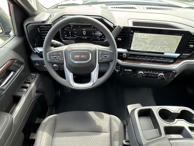 new 2025 GMC Sierra 1500 car, priced at $58,039
