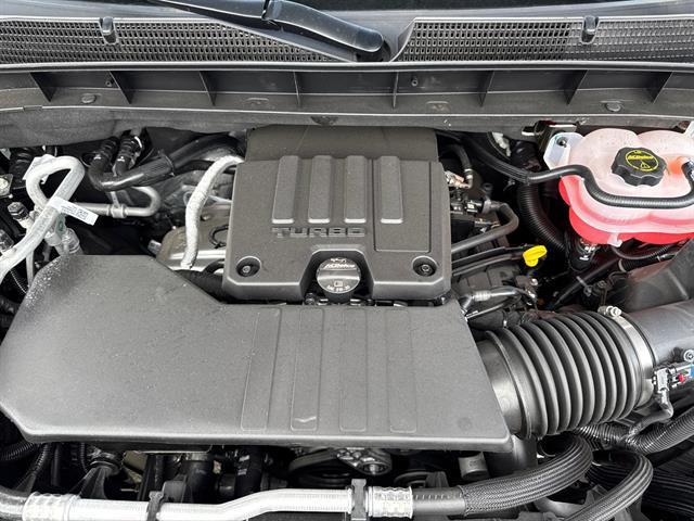 new 2025 GMC Sierra 1500 car, priced at $58,039