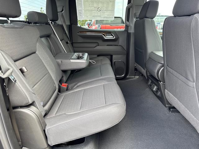 new 2025 GMC Sierra 1500 car, priced at $58,039