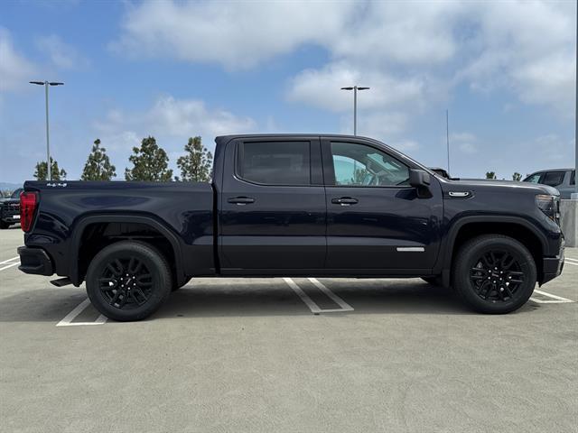 new 2025 GMC Sierra 1500 car, priced at $58,039
