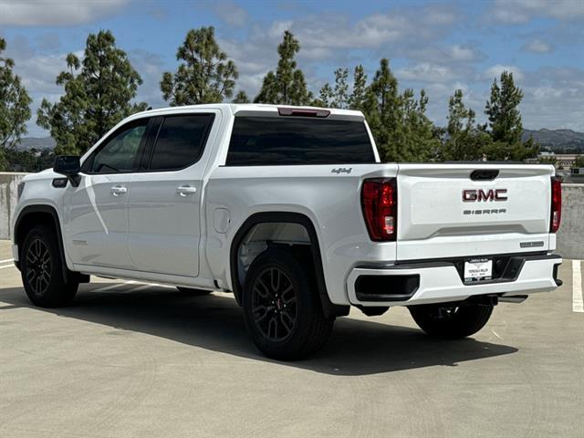 new 2025 GMC Sierra 1500 car, priced at $61,034