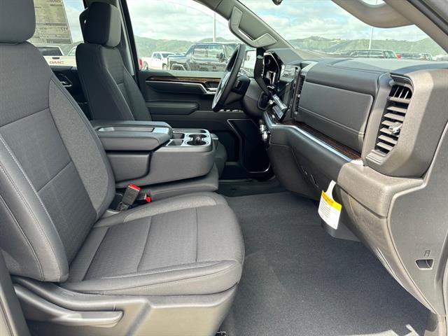 new 2025 GMC Sierra 1500 car, priced at $61,034