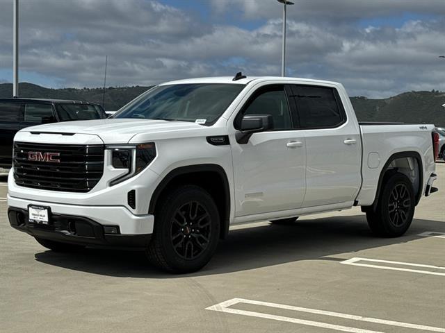 new 2025 GMC Sierra 1500 car, priced at $61,034