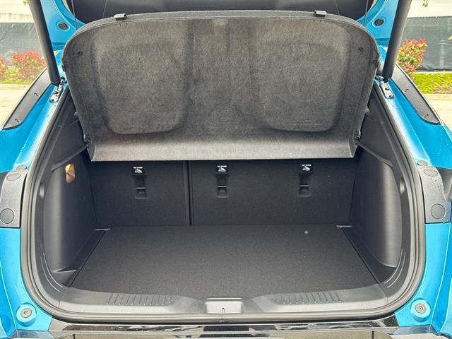 new 2025 Buick Envista car, priced at $29,374