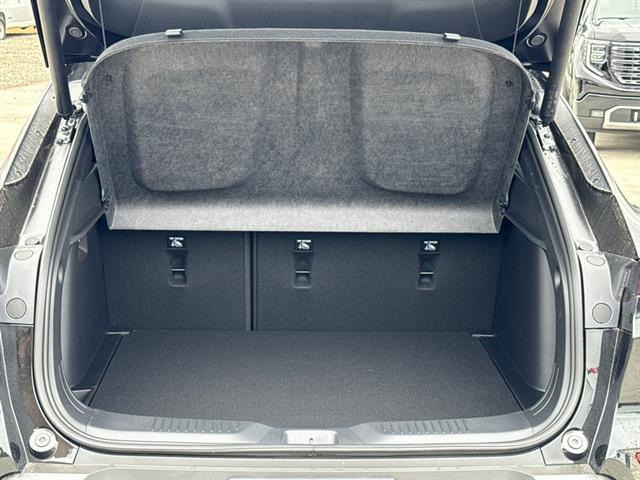 new 2025 Buick Envista car, priced at $27,179