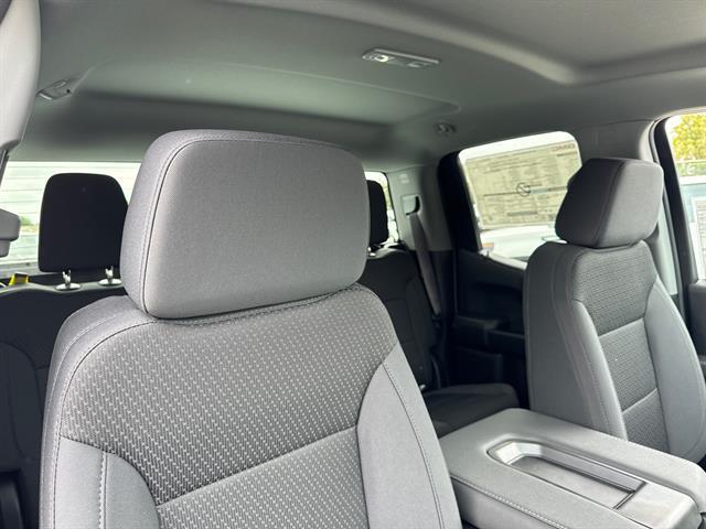new 2025 GMC Sierra 1500 car, priced at $44,129