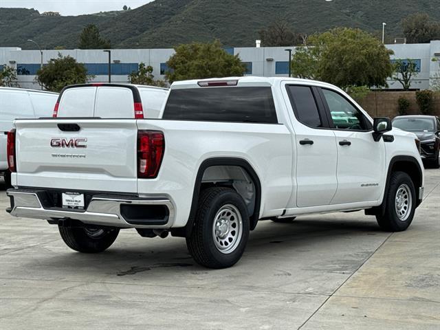 new 2025 GMC Sierra 1500 car, priced at $44,129
