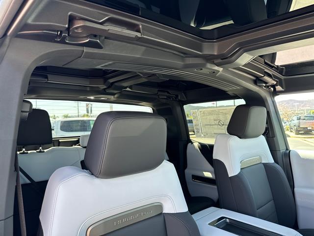 new 2025 GMC HUMMER EV Pickup car, priced at $99,820