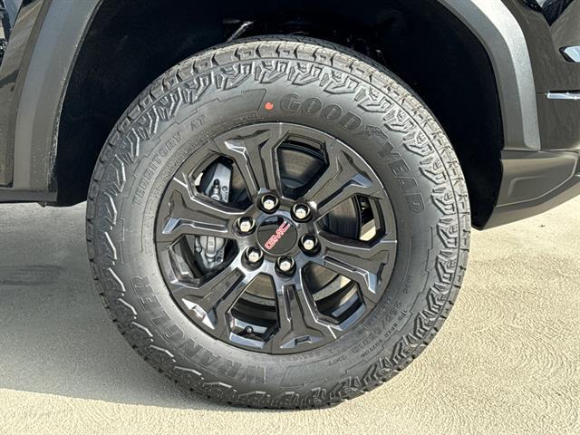 new 2025 GMC Canyon car, priced at $41,739