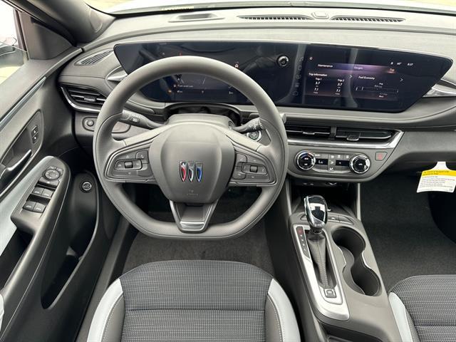 new 2025 Buick Envista car, priced at $26,684