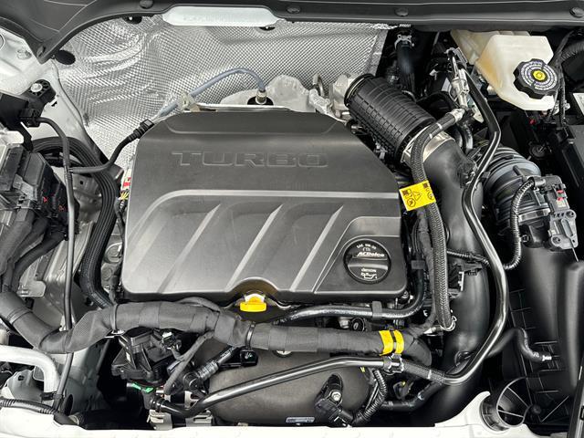 new 2025 Buick Envista car, priced at $28,879